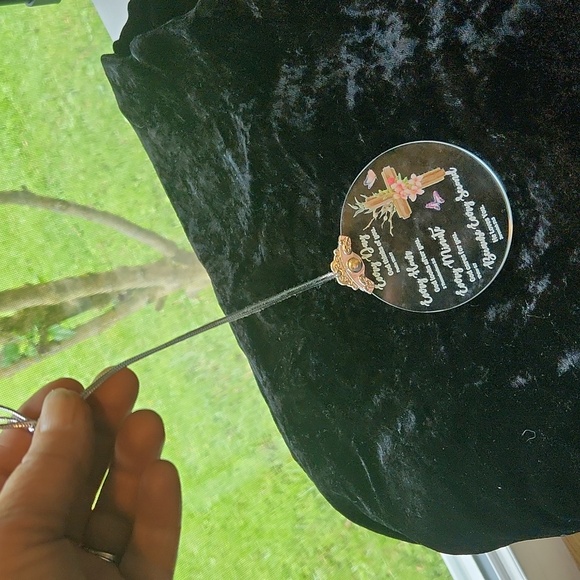 Religious ☆ Christian ☆ Keepsake Glass Gift ☆ God loves you ☆ Suncatcher ☆ Glass - Picture 5 of 12